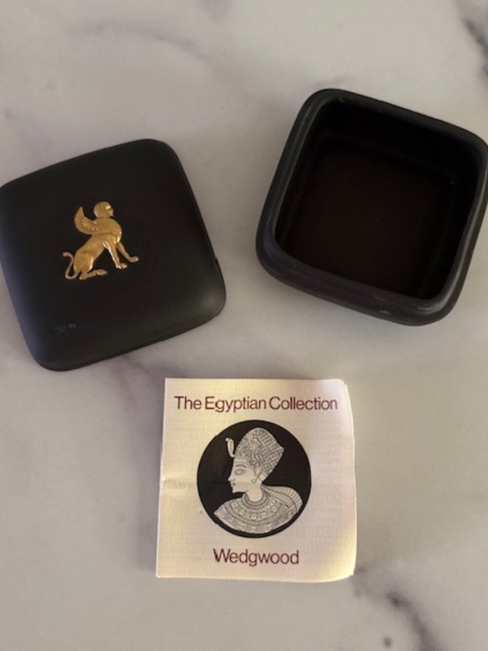 Vintage WEDGWOOD Egyptian Collection Sphinx Black Gold Trinket Box
